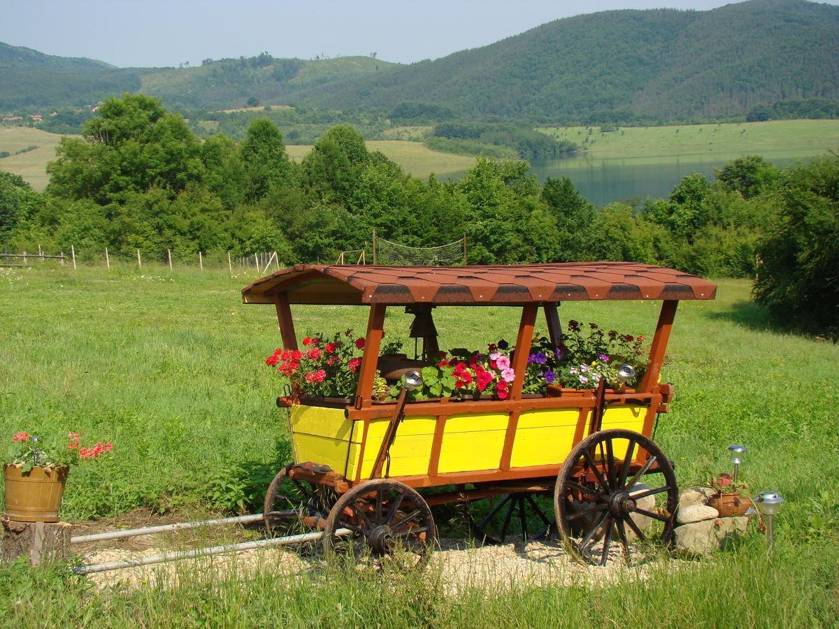 מלון Shilkovtsi Complex Pristan In The Mountain מראה חיצוני תמונה