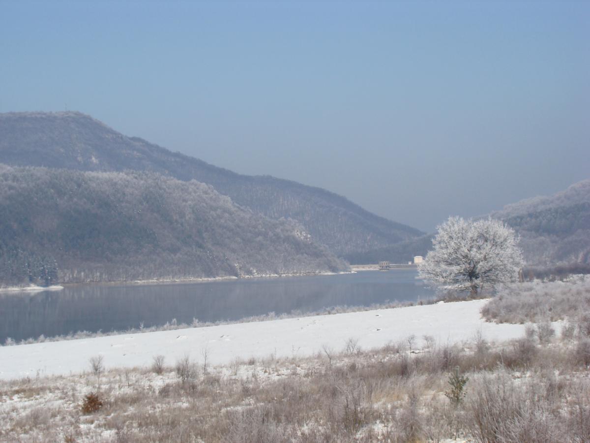 מלון Shilkovtsi Complex Pristan In The Mountain מראה חיצוני תמונה