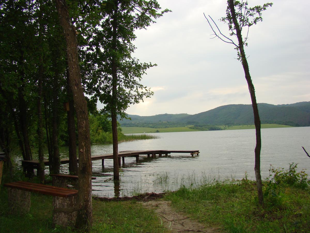 מלון Shilkovtsi Complex Pristan In The Mountain מראה חיצוני תמונה